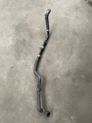 Mercedes glc 253 wąż шланг wody 2135015501 фото №1