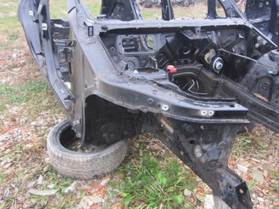 Bmw x3 f25 f26 лонжерон права підкрилок чверть фото №1