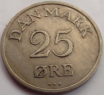 1131 - Dania 25 ore, 1952