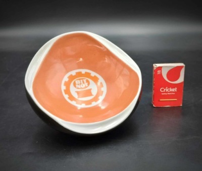 PATERKA POPIELNICZKA CHODZIEŻ NEW LOOK Z. PRZYBYSZEWSKA - BIT NOT