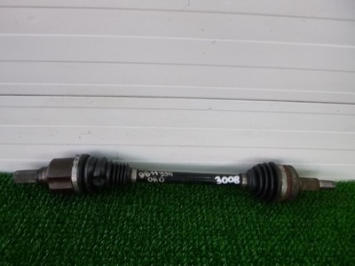 Peugot 3008 ii 2016- 1.2 thp привідний вал ліва 9811934080 фото №1