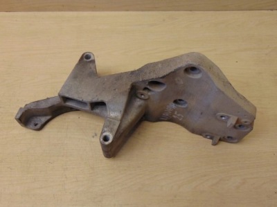 Основание насоса nissan navara d40 2.5 dci опора фото №1