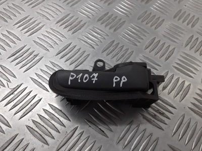 Ручка права передня внутрішня peugeot 107 фото №1