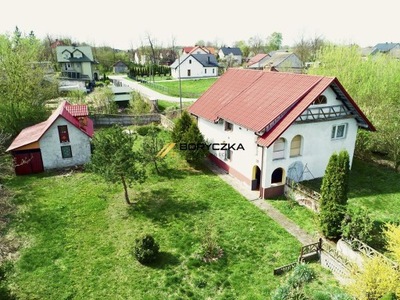 Dom, Łatanice, Wiślica (gm.), 145 m²
