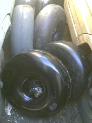 БАК БАЛОН LPG POJ 42L 600/200MM БЕЗ ATE I PAP NA ГАЗ + КЛАПАН ВИС. W 24H 