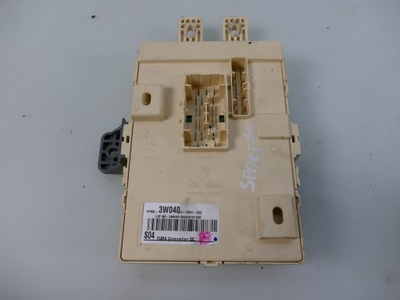 Kia sportage iii 1.7 crdi коробка запобіжників фото №1