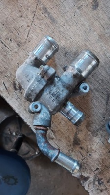 Термостат mondeo mk5 гибрид 37tyś пробег фото №1