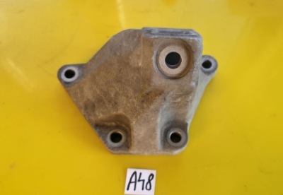 Кронштейн кронштейн двигуна правий bmw f01 f02 750i n63 f10 550i фото №1