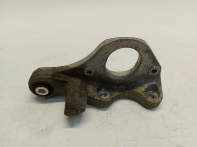 Volvo v60 ii кронштейн опора полуось 32222463 фото №1