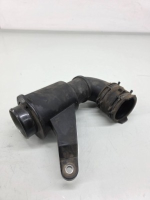 Труба воздуха gx73-9c623-db - land rover discovery v l462 2.0d фото №1