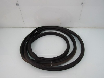 Kia sportage v 24r прокладка кузовна кришки задня задній задньої багажника фото №1