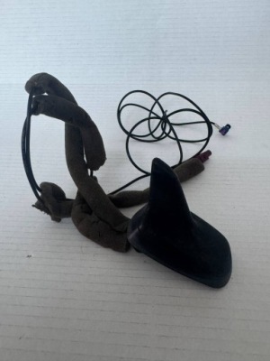 A4 b7 avant антенна gps rekin 8e9035503t фото №1