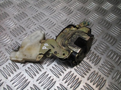 Замок дверь правый перед nissan almera tino 8055261u66r фото №1