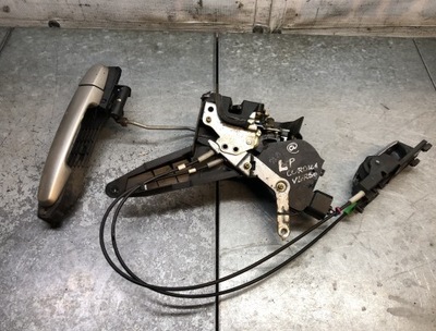 Замок двері лівий перед ручка toyota corolla verso фото №1