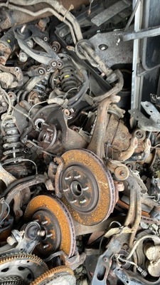 Pathfinder r51 navara d40 поворотный кулак правая левая фото №1