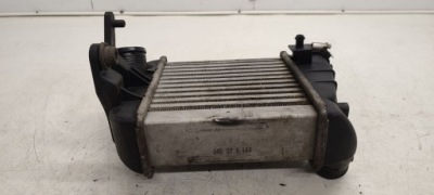 Интеркулер правый audi a4 b7 2,7 tdi фото №1