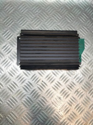 Підсилювач bose mercedes w210 2108202789 xyz фото №1