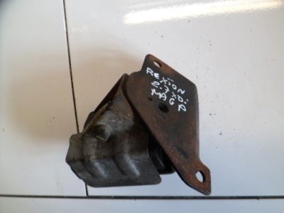 Ssangyong rexton 2.7xdi подушка двигателя 20721-21001 фото №1