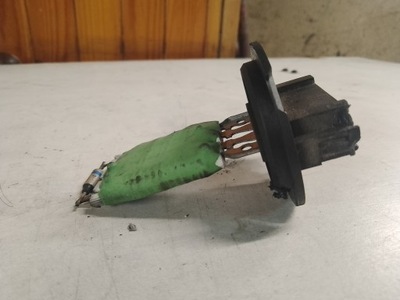 Резистор резистор вентилятор peugeot 5008 i фото №1