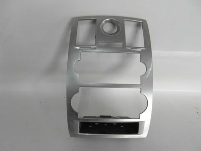 Chrysler 300c захист рамка радіо фото №1