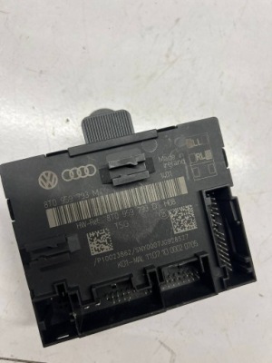 Модуль блок керування двері audi a4 b8 a5 q5 8t0959793m фото №1