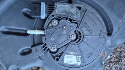 Насос adblue f01c250142 mercedes w204 w205 w212 оригинал фото №1