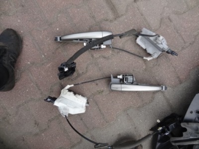 Замок ручка дверь правый перед задняя peugeot 5008 i фото №1