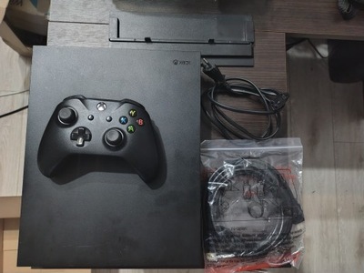 Konsola Xbox One X 1 TB czarny
