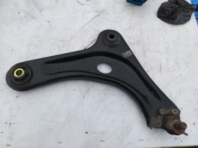 Citroen c3 iii 2016- важіль лівий фото №1