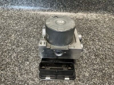 Насос abs блок керування 5a2d756-01 bmw 3 g20 g21 фото №1