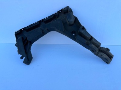 Leon iii kombi lift напрямна бампера правий задня 5f9807376b фото №1