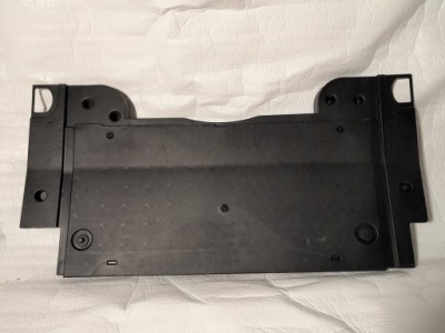 Audi a4 b9 sedan пол багажника 8w5863373a фото №1