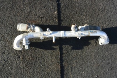 Шланг трубка пабтрубок  воды 4.2 fsi audi q7 4l a8 d3 фото №1