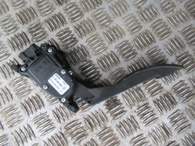 Dacia duster i 2011 r. педаль газа 8200386506d фото №1