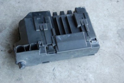 Mercedes s w 221 коробка предохранителей 2215400750 фото №1