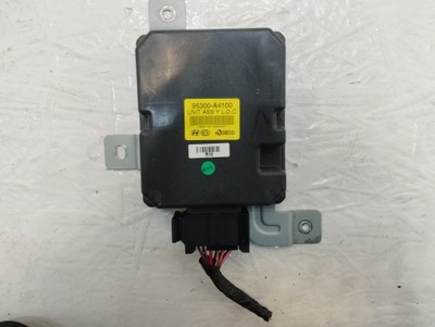 Kia carens iv модуль блок управления 95300-a4100 фото №1