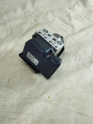 Jeep grand cherokee 15- насос abs p68252642ag фото №1