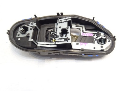 Вкладыш лампы правый задняя задний toyota aygo i 2005-2014 фото №1