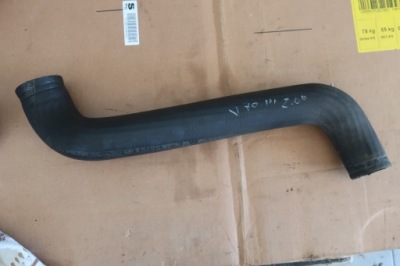 Volvo v70 3 iii 2.0 d шланг wąż водяной 07-12 фото №1