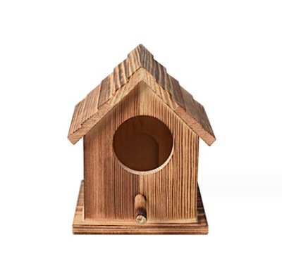 Mały drewniany karmnik dla ptaków