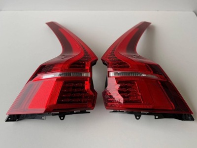 Volvo xc60 ii лампа левая правая задняя оригинал фото №1