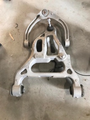 Dodge ram trx 6,2 hellcat 2022 рычаг нижний левый фото №1