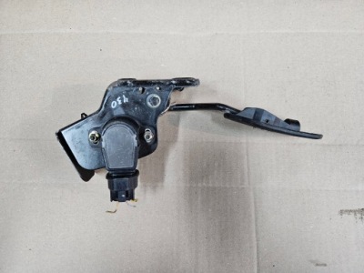 Toyota avensis t25 03-08 corolla verso педаль газу фото №1