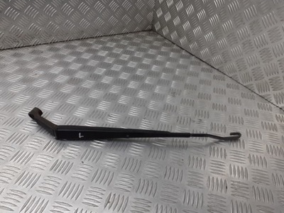 Важіль двірники ліва toyota yaris verso фото №1