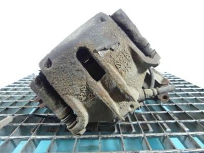 Суппорт перед правый citroen ds3 10-16 1.6 16v фото №1