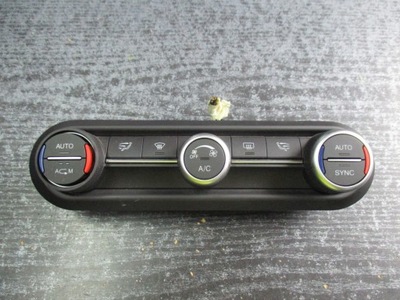 Панель кондиціонера alfa romeo stelvio 01561390660 фото №1