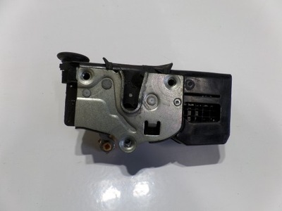 Cadillac escalade замок дверь правый задняя 15785127 фото №1