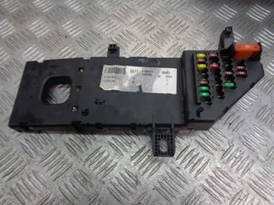 Коробка предохранителей opel vectra c 13223678 фото №1