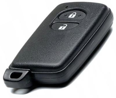 Toyota avensis corolla verso ключ pilot корпус фото №1