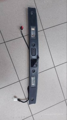 Молдинг крышки камера maserati 670018242 фото №1